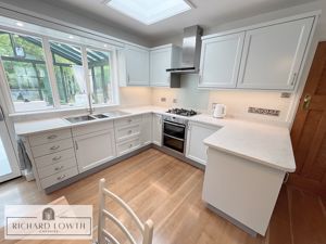 Breakfast Kitchen- click for photo gallery